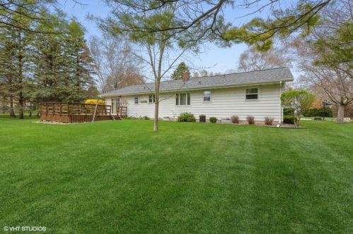 1602 Miriam Rd, Manitowoc, WI 54220-1841
