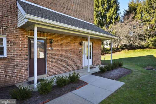509 Valley Glen Rd, Melrose Park, PA 19027-1745