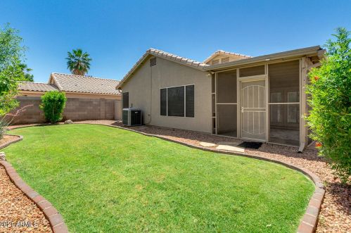 801 Longmore St, Chandler, AZ 85224-6913