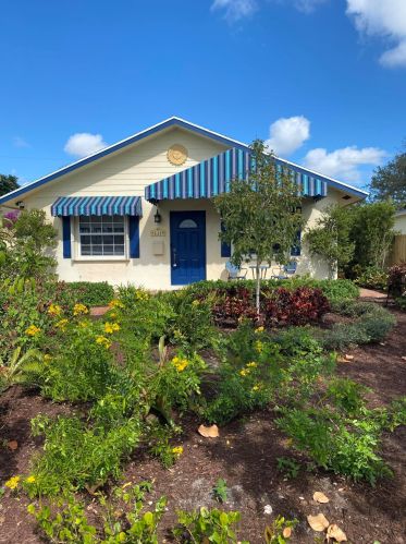 111 10th St, Delray Beach, FL 33444-4045