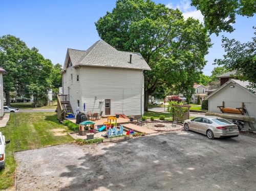 1214 Penn Ave, New Brighton, PA 15066-1635