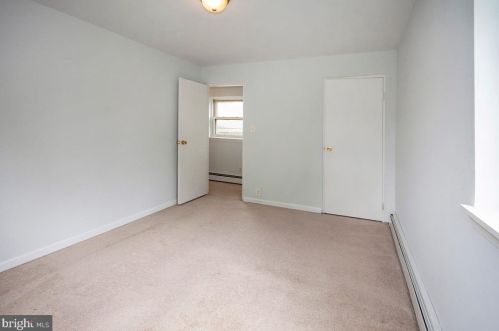 424 2nd Ave, Gloucester NJ  08031-1411 exterior