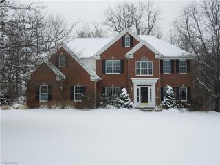 586 Meadowridge Way, Hudson, OH 44236-1182