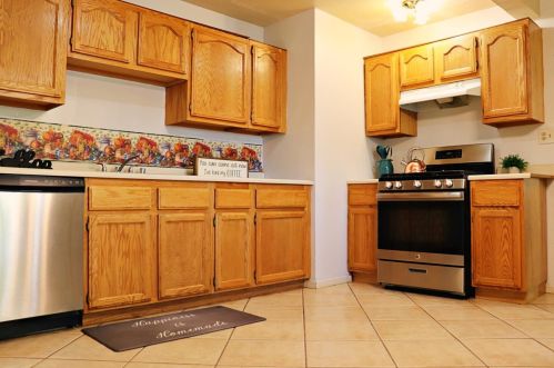 636 Q St, Rio Linda CA  95673-1427 exterior