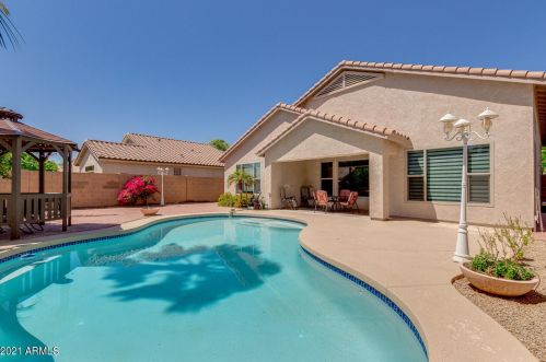 5325 Venus Way, Chandler AZ  85226-8617 exterior