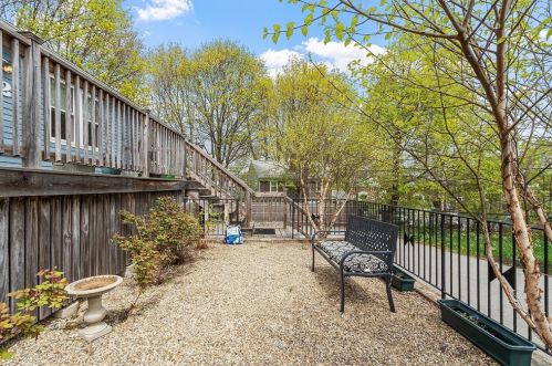 273 Washington St, Gloucester MA  01930-4849 exterior