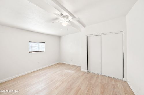 302 Oregon St, Tucson AZ  85706-3250 exterior