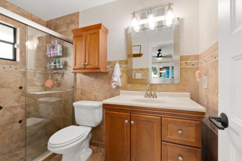 5417 Palmetto Dr, Fort Pierce FL  34982-7481 exterior