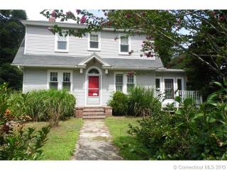 48 Fitchville Rd, Bozrah CT  06334-1105 exterior