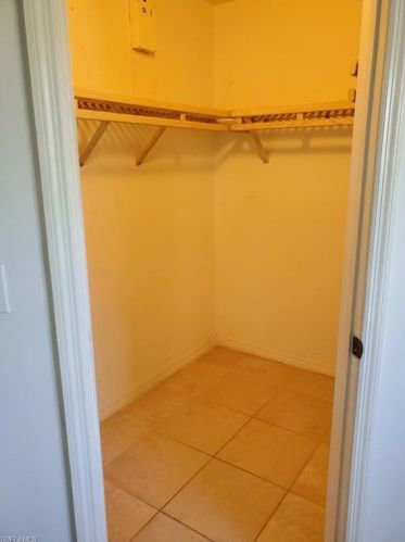 518 Aspen Ave, Lehigh Acres FL 33974-9613 exterior