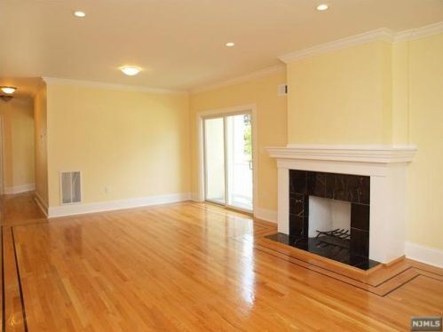 22 Columbia Ave, Cliffside Park NJ  07010-3016 exterior