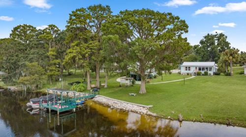 401 Hunting Lodge Dr, Inverness, FL 34453-7007