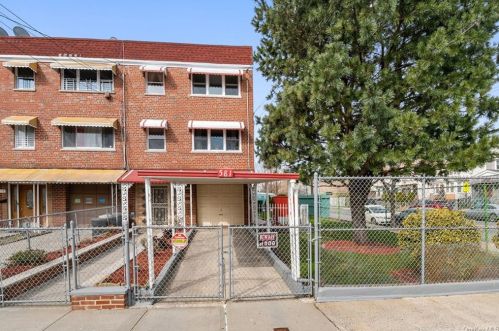 581 Underhill Ave, Bronx, NY 10473-2923