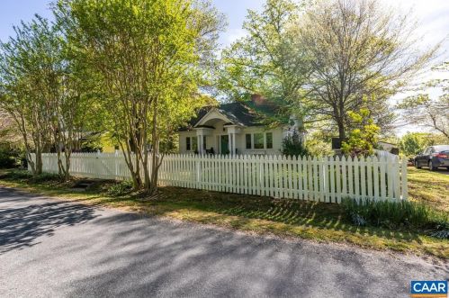 347 Bremo Bluff Rd, Bremo Bluff, VA 23022-2100