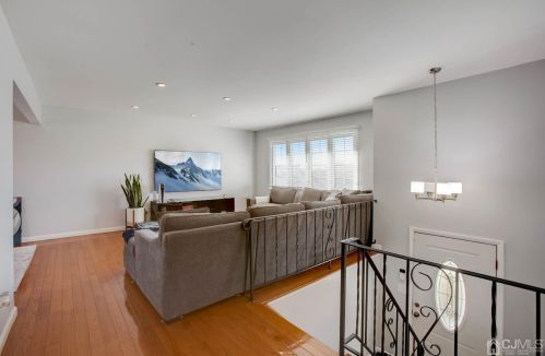 1897 Bell Pl, South Plainfield NJ  07080-1921 exterior