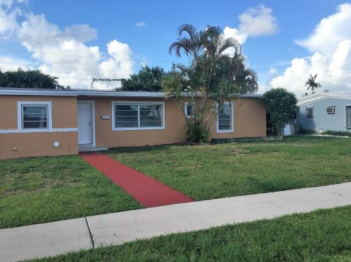 1271 61st Pl, Hialeah, FL 33012-6314