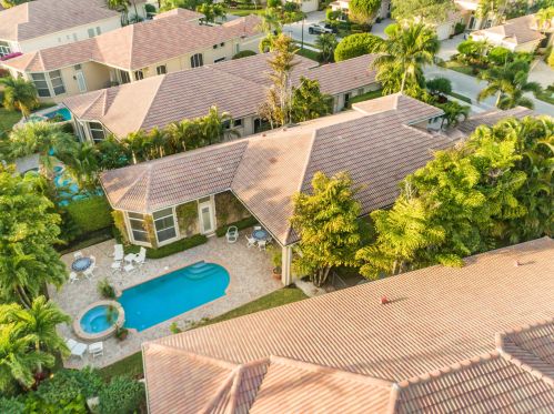 110 Porto Vecchio Way, West Palm Beach, FL 33418-6223