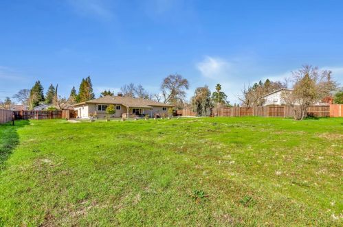 5930 Filbert Ave, Citrus Heights CA  95662-4716 exterior
