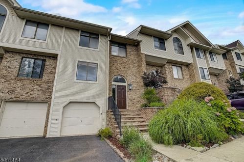 18 Louisburg Sq, Verona, NJ 07044-2923