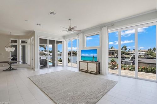 890 Elkcam Cir, Marco Island, FL 34145-2214