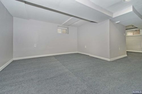 32 Long St, East Orange NJ  07017-1208 exterior