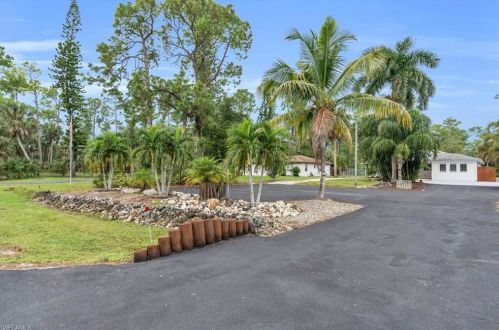 2031 17 St, Naples FL 34117-3312 exterior