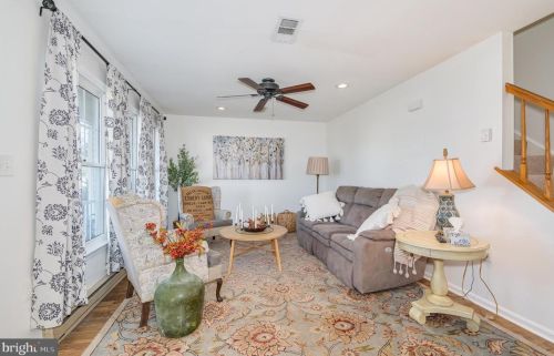 49 Bradford Ct, Charles Town WV  25414-4208 exterior