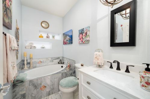 81160 Victoria Ln, La Quinta CA  92253-9351 exterior