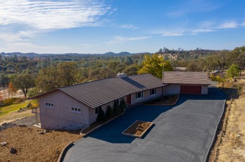 24302 Restive Way, Grass Valley, CA 95949-8115