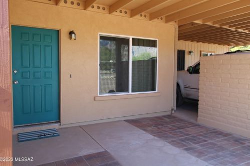 8225 Venus Ct, Tucson, AZ 85704-2130
