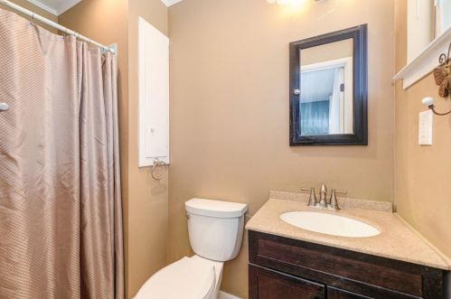 9406 Acapulco Way, Elk Grove CA  95624-1902 exterior