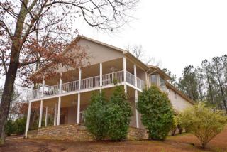 900 Pine Ridge Rd, Lexington, TN 38351-7570