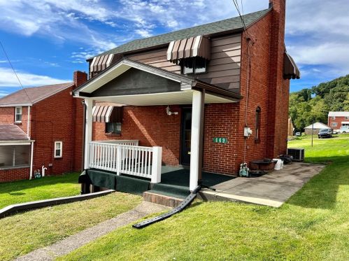 449 28th St, Mckeesport, PA 15132-7108