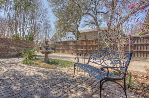 7009 Gateridge Dr, Dallas TX  75254-7935 exterior