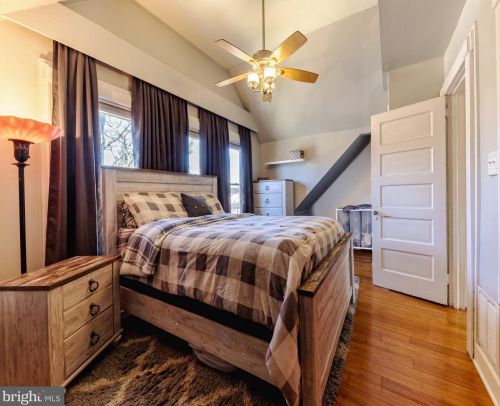 218 Warner St, West Deptford NJ  08096-2295 exterior