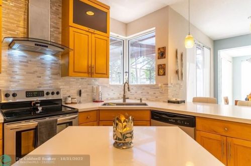 17455 13th St, Hollywood FL  33029-4817 exterior