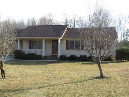 728 Willow Briar Ln, Danville, VA 24541-9637