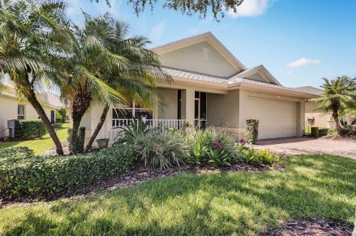 4039 Carteret Dr, Winter Haven, FL 33884-5213
