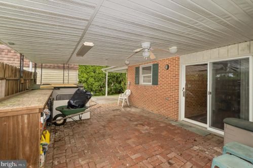 1 Oak Ave, Siddonsburg PA  17019-8511 exterior