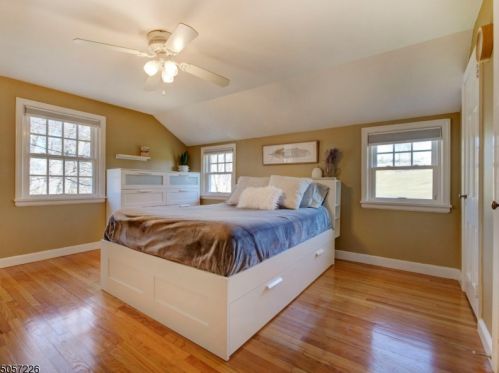 1 Hathaway Ln, Verona NJ  07044-2306 exterior