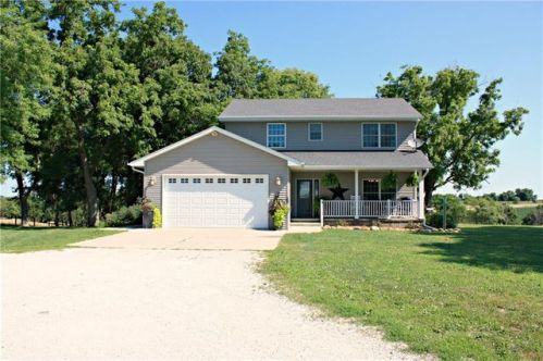 18479 363rd Cir, Pitzer, IA 50072-8127