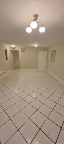 102 Alabama Rd, Lehigh Acres FL  33936-7105 exterior