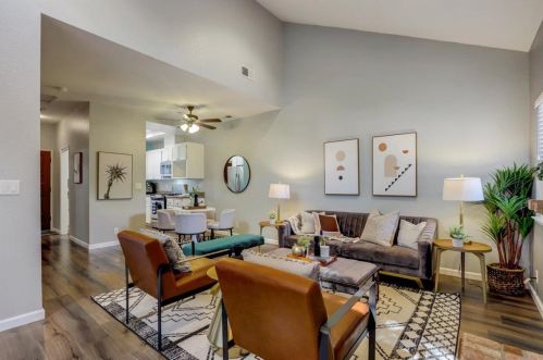 230 Birch Creek Dr, Pleasanton CA  94566-6781 exterior