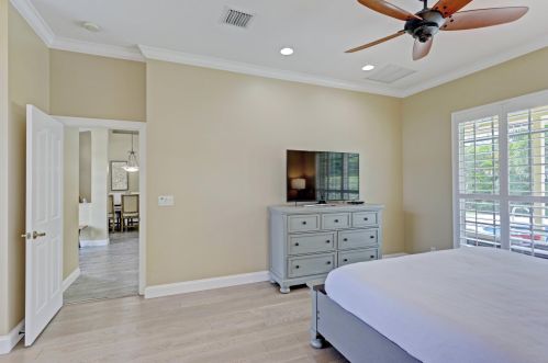1241 Bimini Ln, West Palm Beach FL  33404-2770 exterior