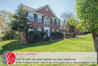 332 Dandridge Dr, Franklin, TN 37067-8402