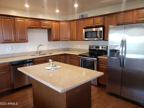 7240 Oak St, Scottsdale AZ  85257-1445 exterior