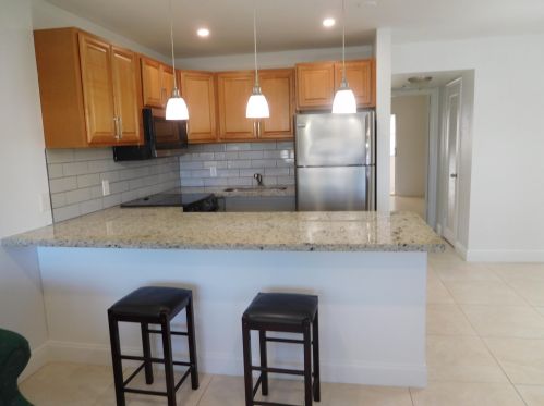 410 Chatham T, West Palm Beach, FL 33417-1863