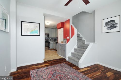 1434 Leithgow St, Philadelphia, PA 19122-3722