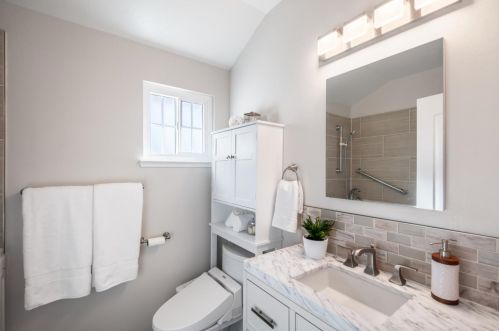 574 Hacienda Ave, Campbell CA 95008-6322 exterior