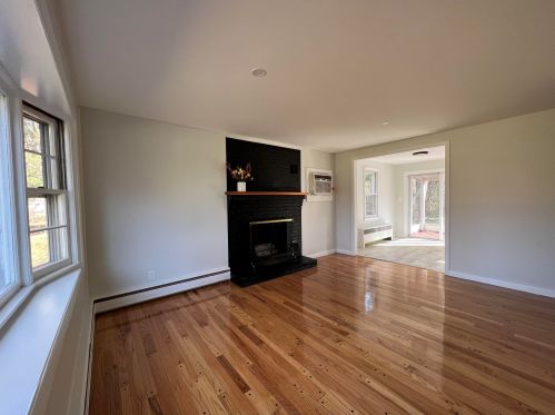 889 Northfield Rd, Hinsdale NH  03451-2507 exterior